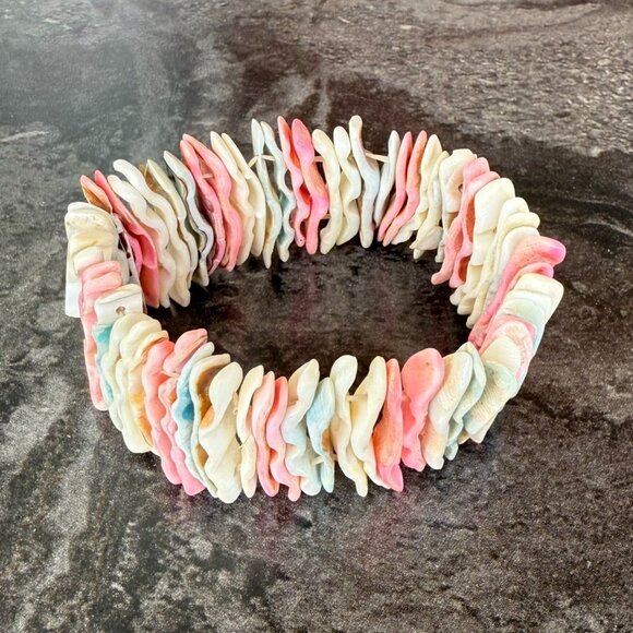 Multicolor Shell Bead Stretch Bracelet For Women Pastel Soft Girl Aesthetic 7 In - Picture 1 of 8